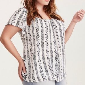 Torrid White and Blue Short Sleeve Relaxed Blouse